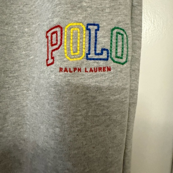 The RL Fleece Logo Jogger Pant
Polo Ralph Lauren - Picture 5 of 5